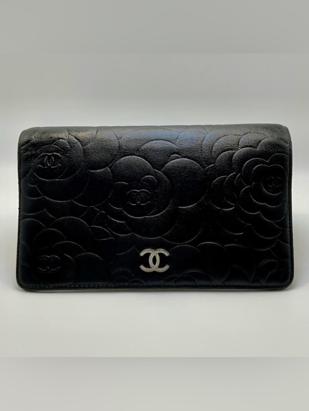 Chanel Camillia CC Logo Lambskin Bifold Wallet- Black